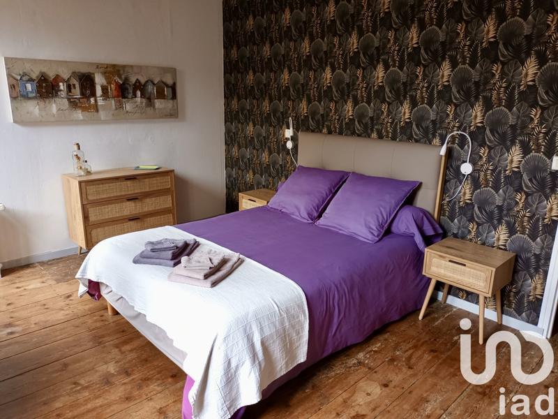 Maison - 205 m² - 8 pièces