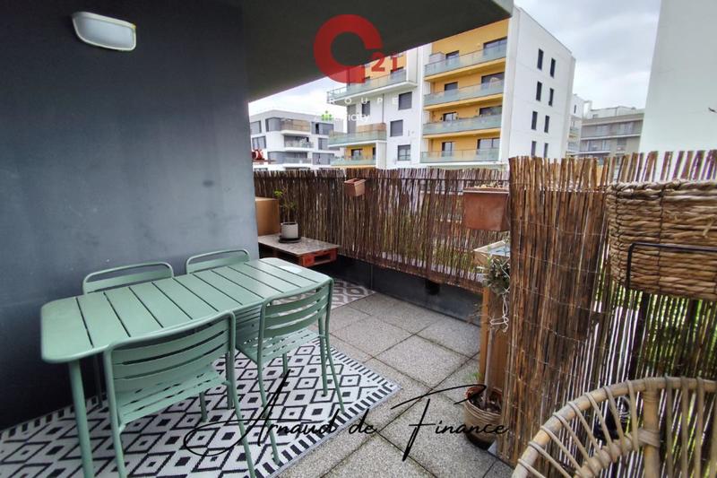 Appartement - 82 m² - 4 pièces