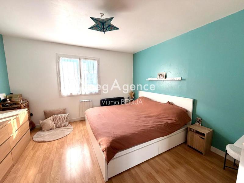 Pavillon - 190 m² - 7 pièces