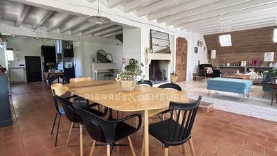 Maison - 190 m² - 8 pièces