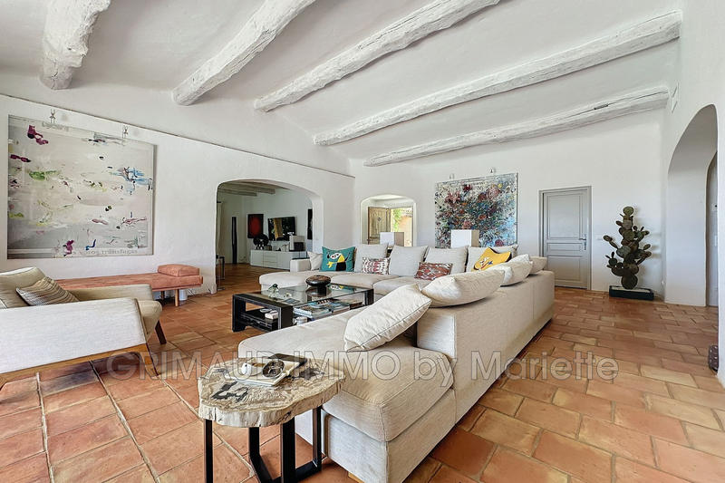 Villa - 185 m² - 6 pièces