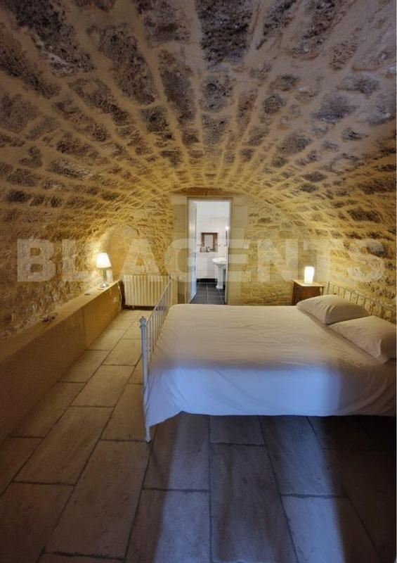 Maison en pierre - 200 m² - 8 pièces