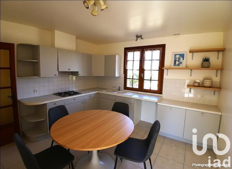 Maison - 137 m² - 6 pièces