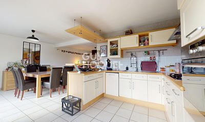 Maison - 102 m² - 4 pièces