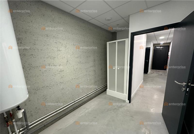 Local d'activité / Entrepôt - 292 m²