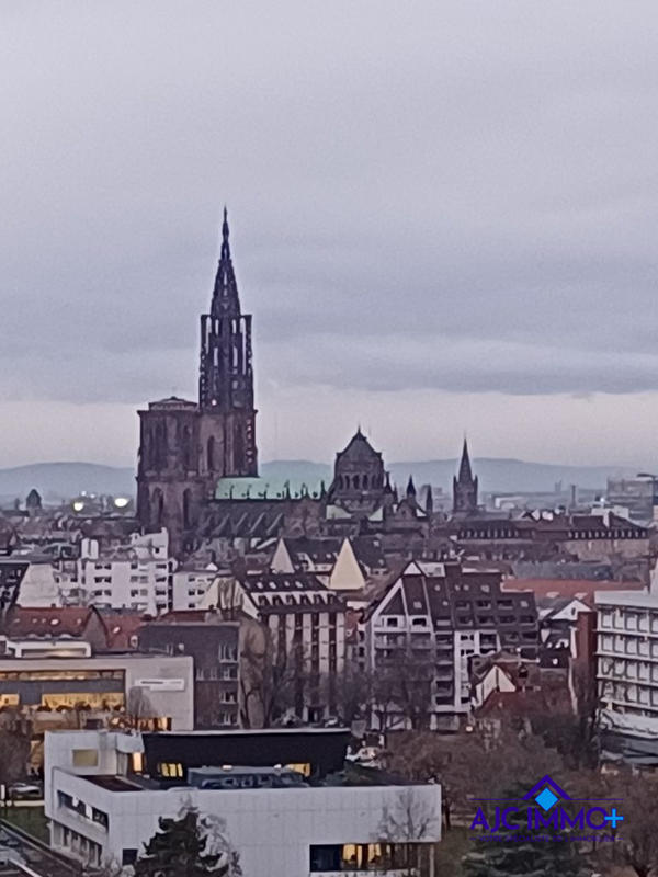 Appartement - 97 m² - 4 pièces