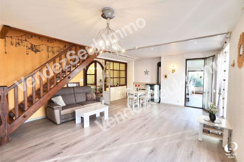 Maison traditionnelle - 190 m² - 8 pièces