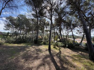 Terrain - 1 800 m²