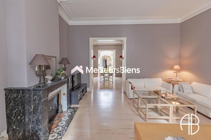 Maison bourgeoise - 208 m² - 6 pièces