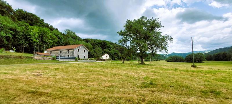 Demeure - 210 m² - 6 pièces