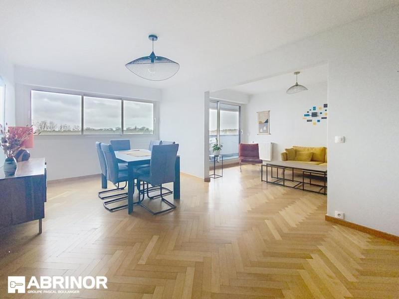 Appartement - 112 m² - 4 pièces