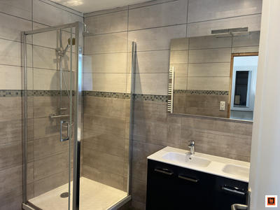 Maison - 195 m² - 5 pièces