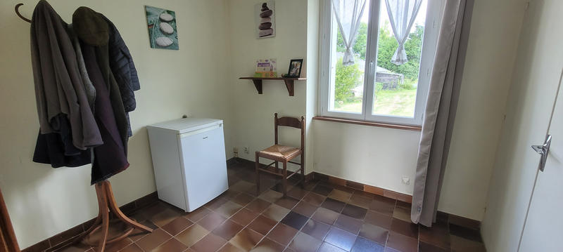 Maison - 145 m² - 9 pièces