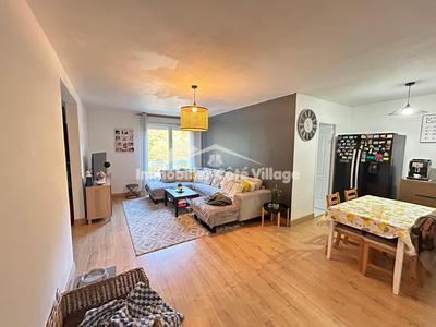 Appartement - 83 m² - 4 pièces