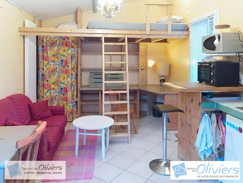 Maison - 185 m² - 8 pièces