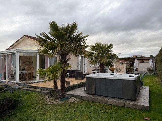 Maison - 147 m² - 5 pièces