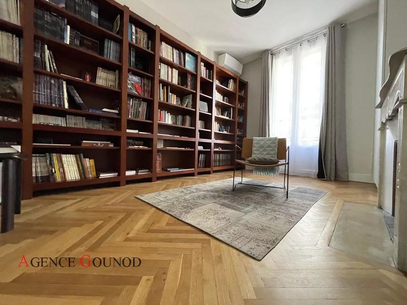 Appartement - 73 m² - 3 pièces