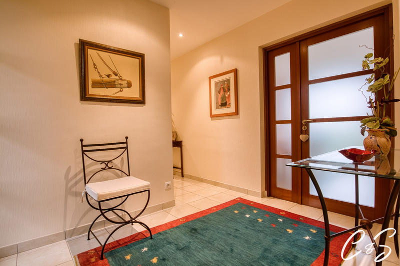 Maison ancienne - 208 m² - 6 pièces