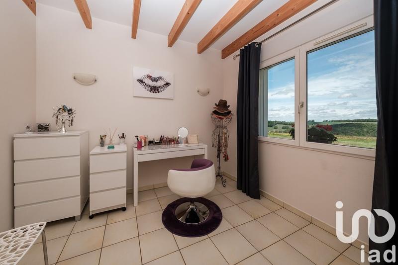 Maison - 222 m² - 6 pièces