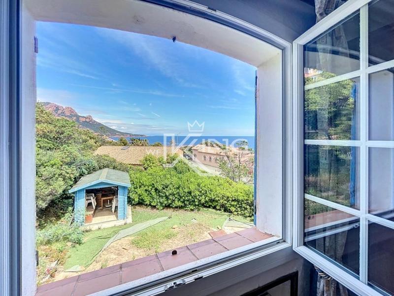 Villa - 212 m² - 6 pièces