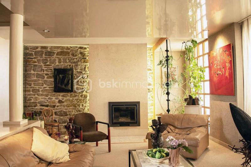 Loft - 308 m² - 12 pièces