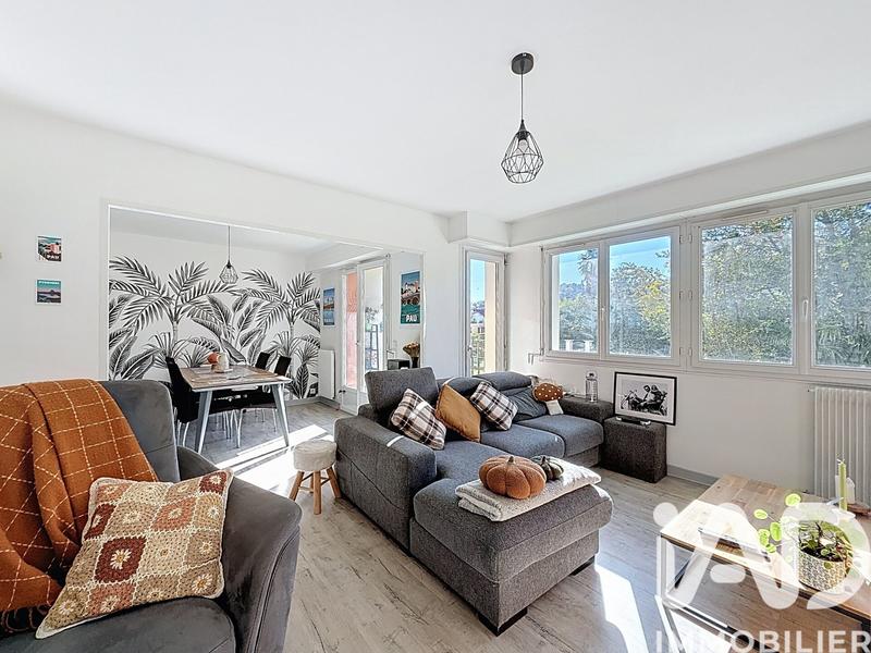 Appartement - 72 m² - 3 pièces