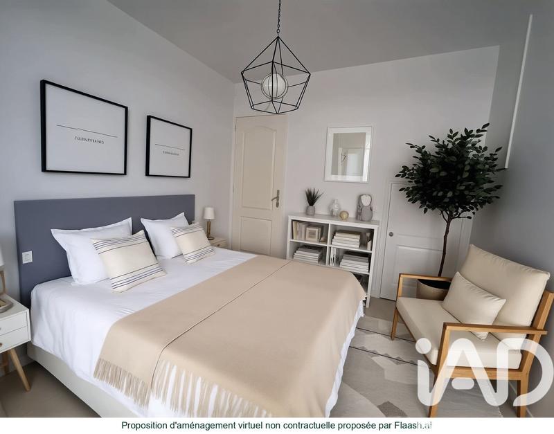 Maison - 90 m² - 5 pièces