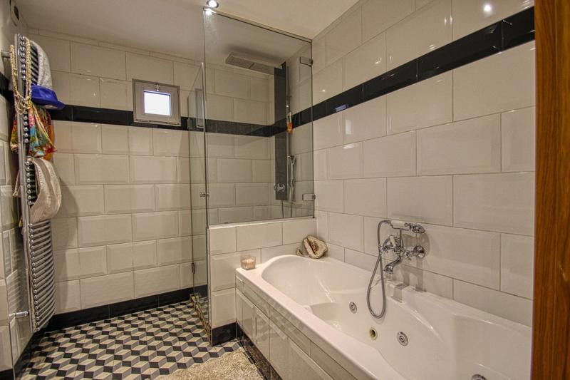 Appartement - 94 m² - 3 pièces