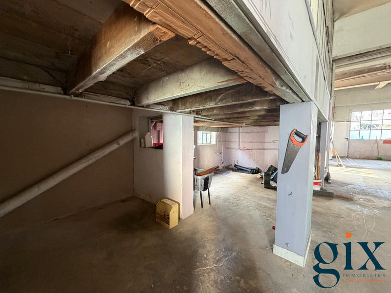 Local commercial - 148 m²