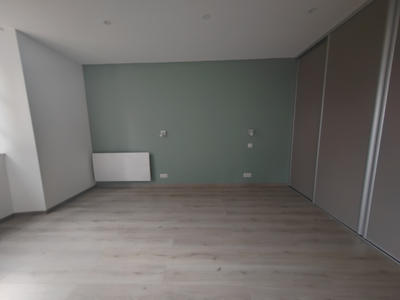 Maison - 235 m² - 10 pièces