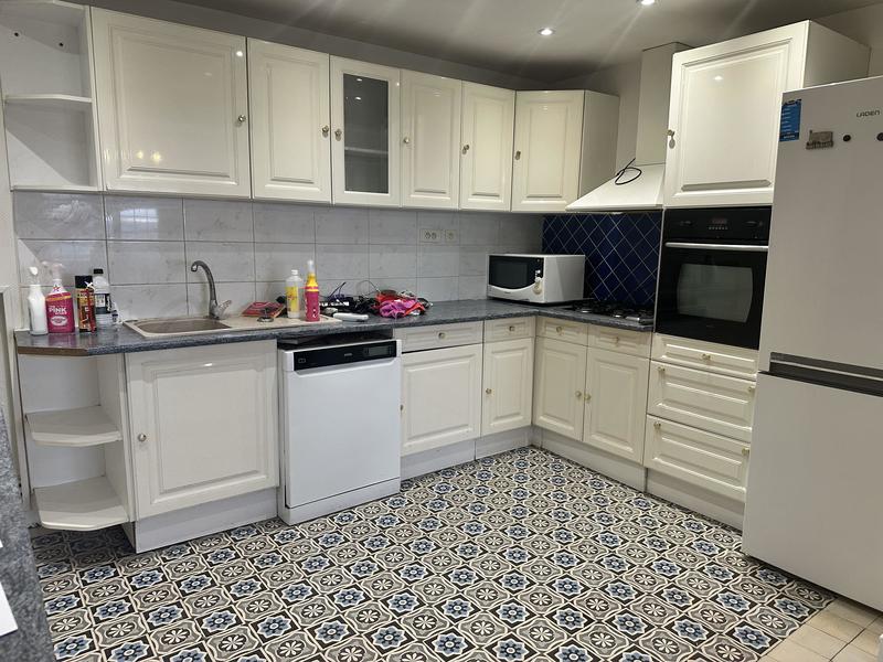 Immeuble - 221 m² - 13 pièces