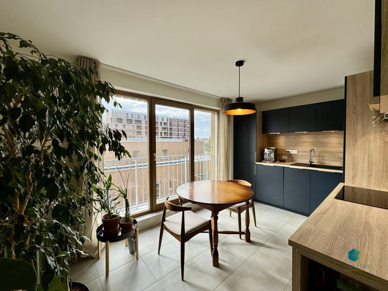 Appartement - 80 m² - 3 pièces