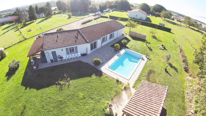 Maison - 94 m² - 4 pièces