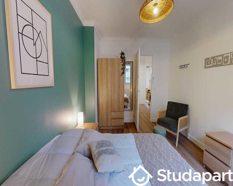 Chambre - 110 m² - 1 pièce