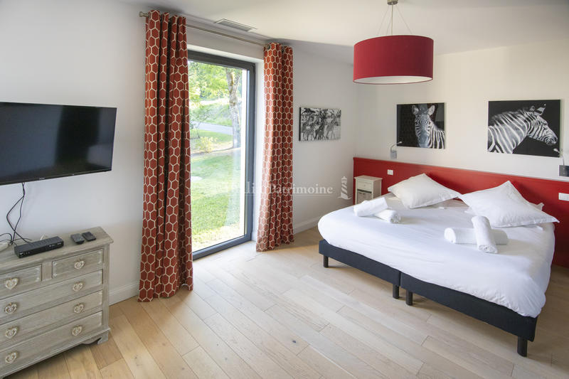 Maison - 180 m² - 4 pièces