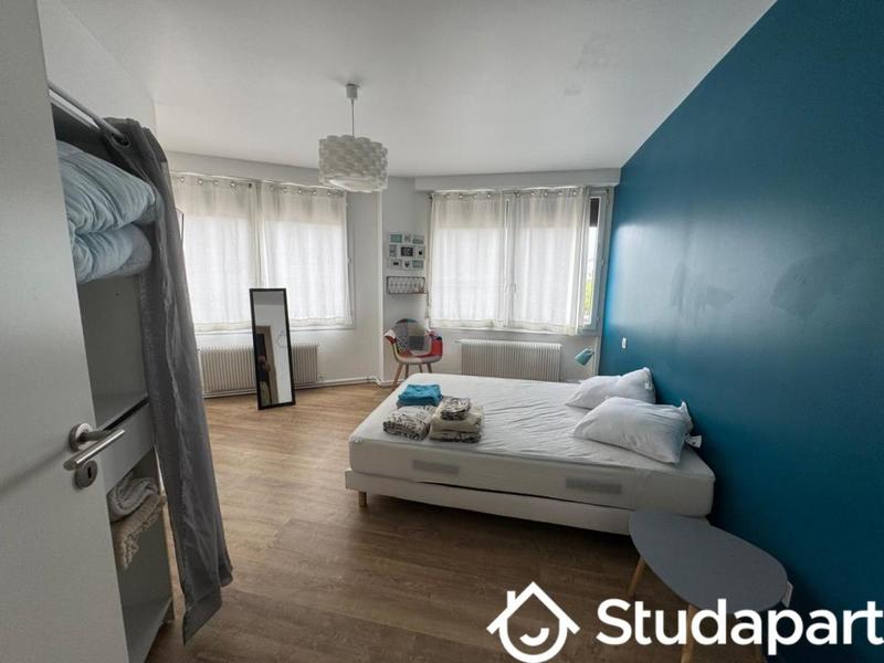 Chambre - 12 m² - 1 pièce