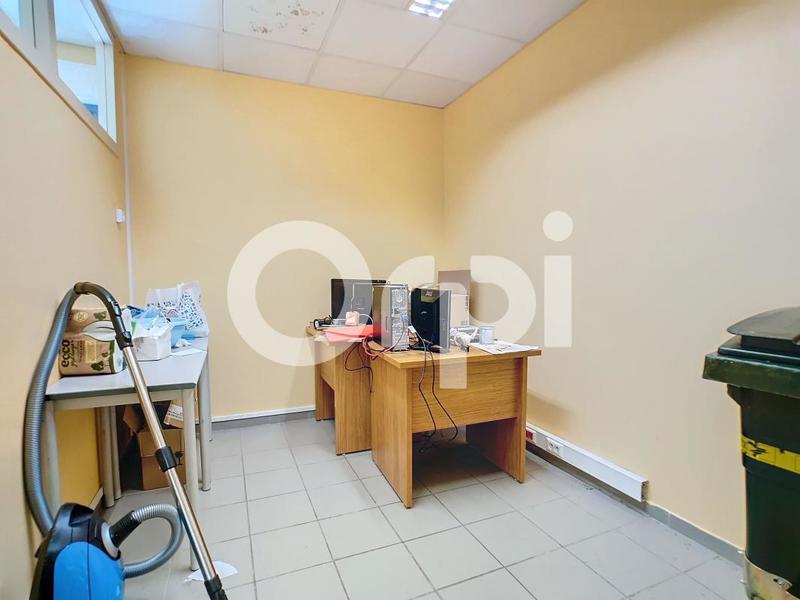 Local commercial - 254 m²