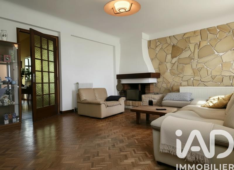 Maison - 91 m² - 5 pièces