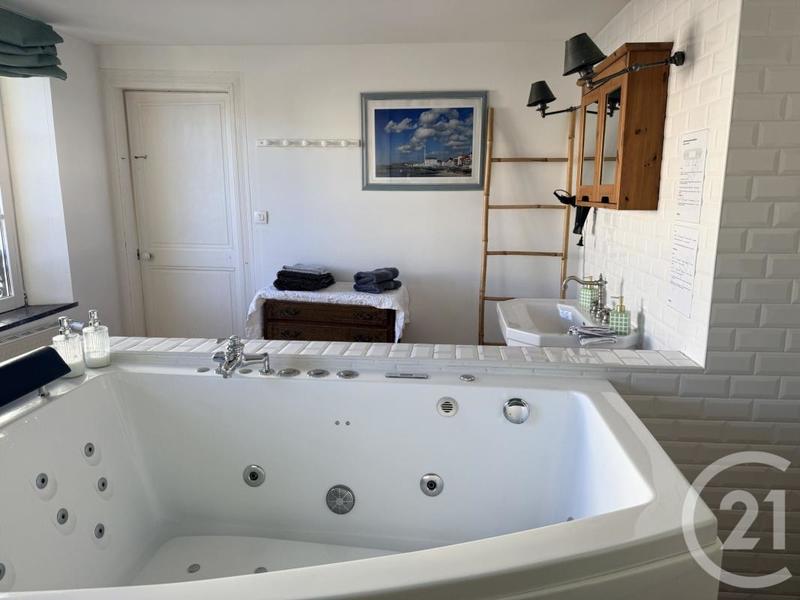 Maison bourgeoise - 368 m² - 13 pièces