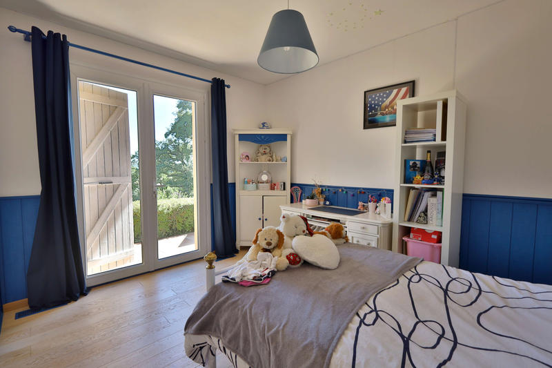 Maison - 185 m² - 6 pièces