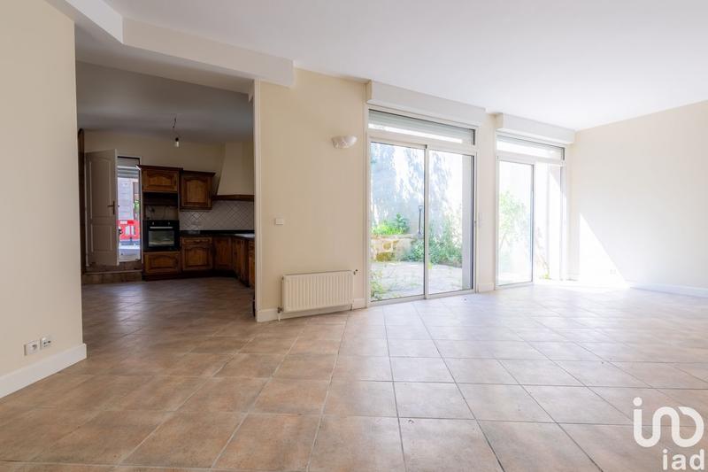 Maison - 205 m² - 7 pièces