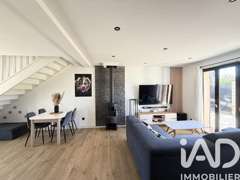 Maison - 80 m² - 4 pièces