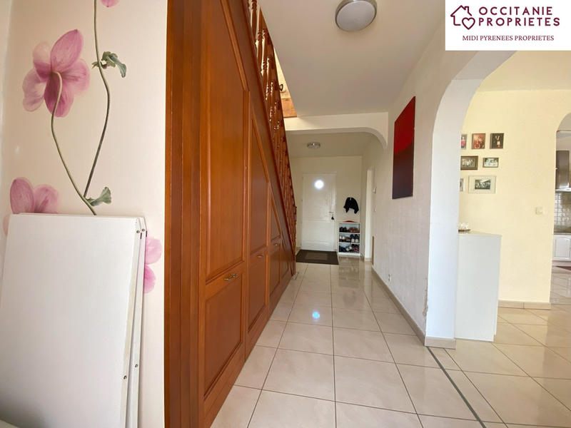 Maison - 211 m² - 5 pièces