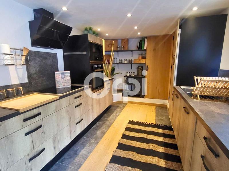 Villa - 204 m² - 5 pièces