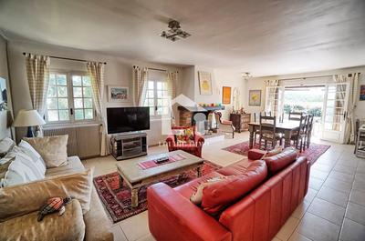 Villa - 150 m² - 5 pièces