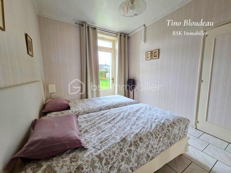 Maison - 200 m² - 9 pièces