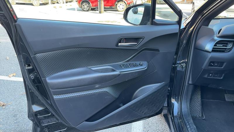 Toyota c-Hr 1.8 Vvt-i 122 Hybride 2wd Cvt Dynamic Nav