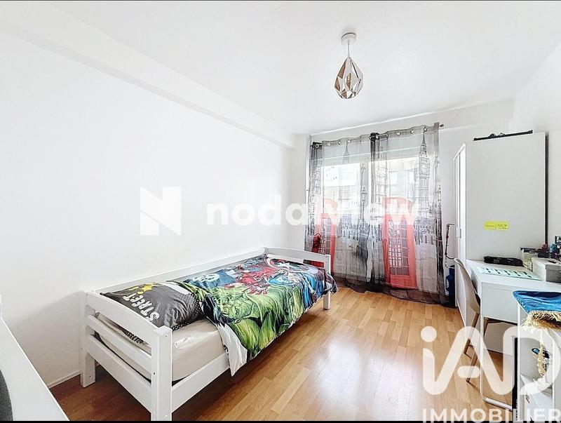 Appartement - 100 m² - 4 pièces