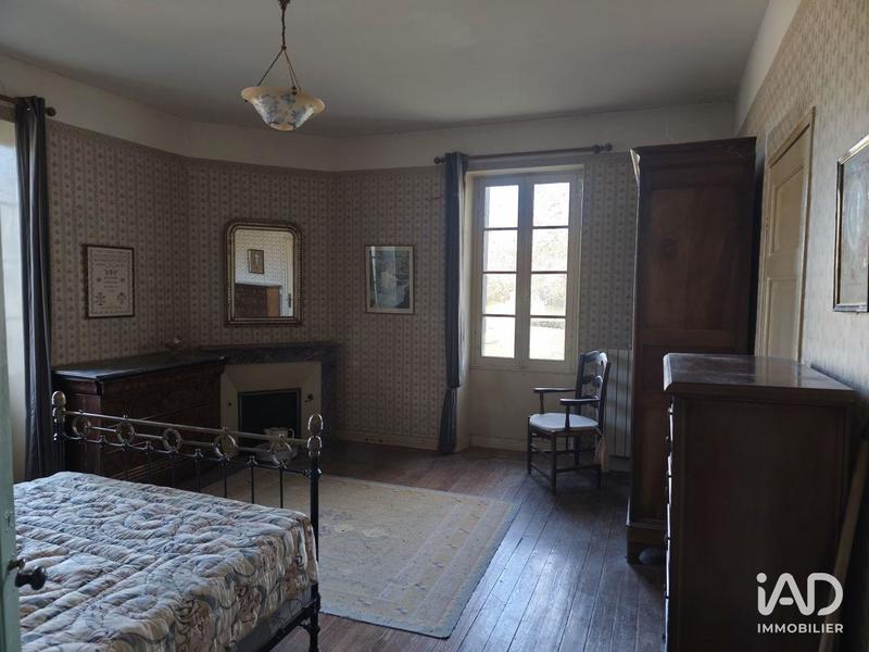 Maison - 235 m² - 5 pièces