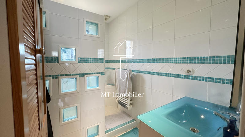 Maison - 104 m² - 5 pièces